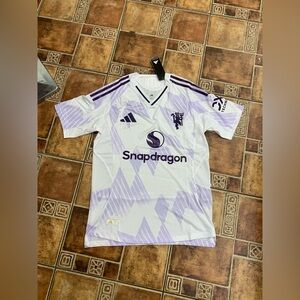 adidas Manchester United 2025/26 player Jersey size M